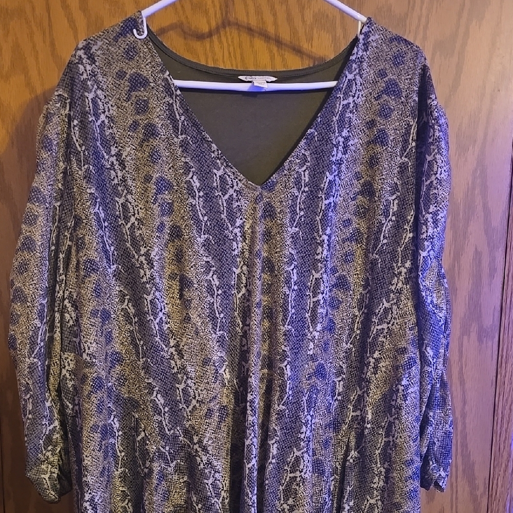 Stylish Snake Print Women's Top